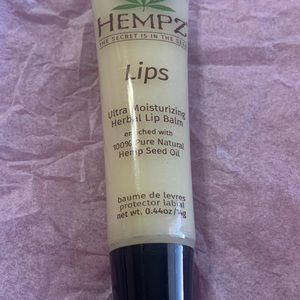 Hempz lip moisturizing lip balm new